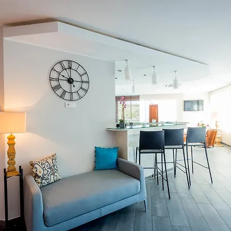 Hotel Carre Noir 4*