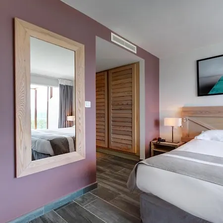 Carre Noir Hotel