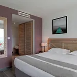 Carre Noir Hotel 4*